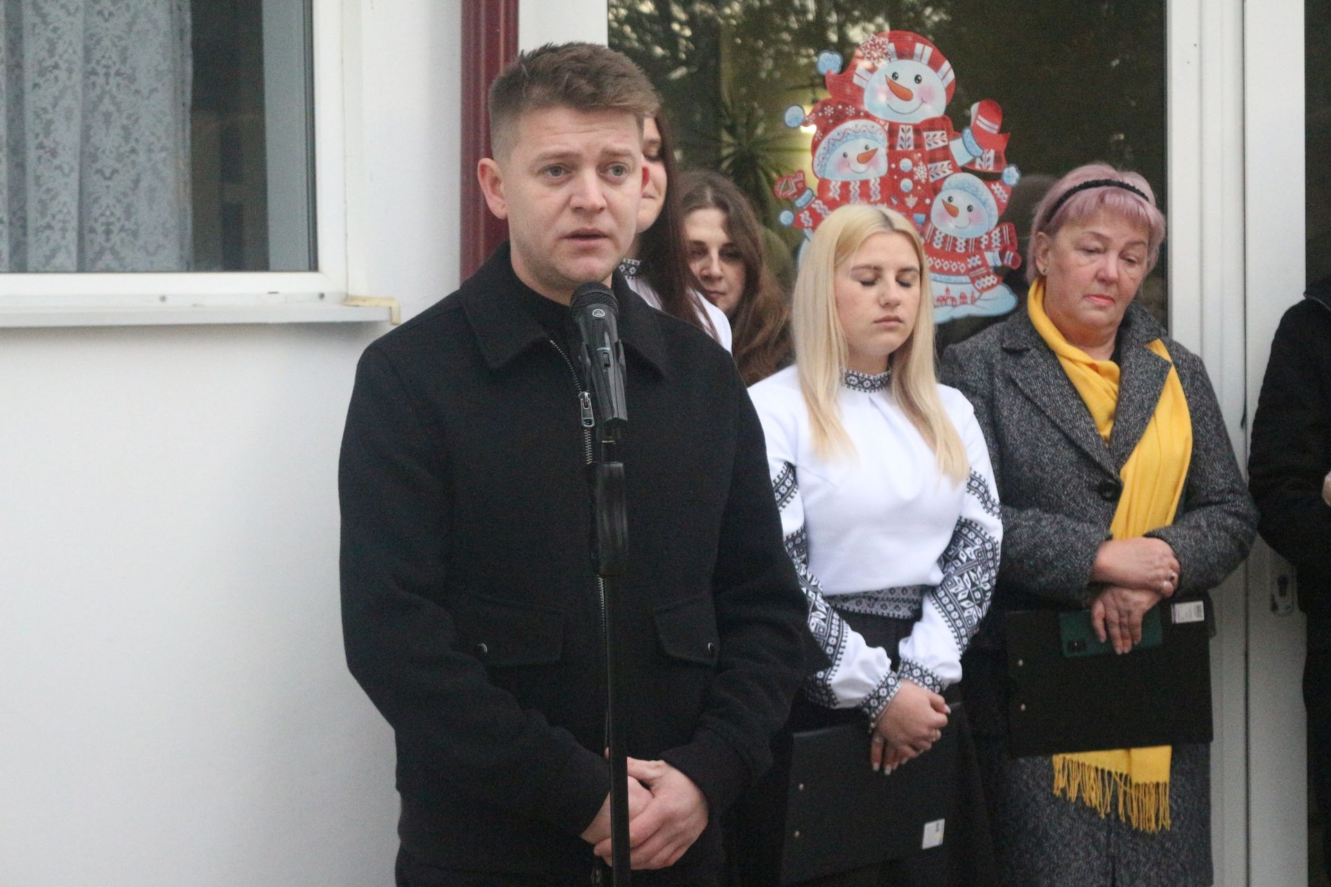 У Коломиї відкрили памʼятну дошку полеглому захиснику Ігорю Ілюку 4