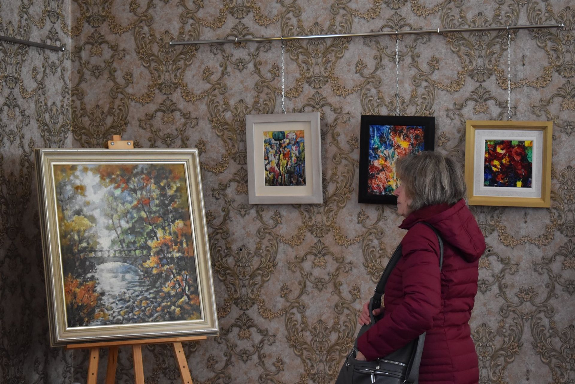 У Коломиї відкрили виставку художника Михайла Шувіри 6