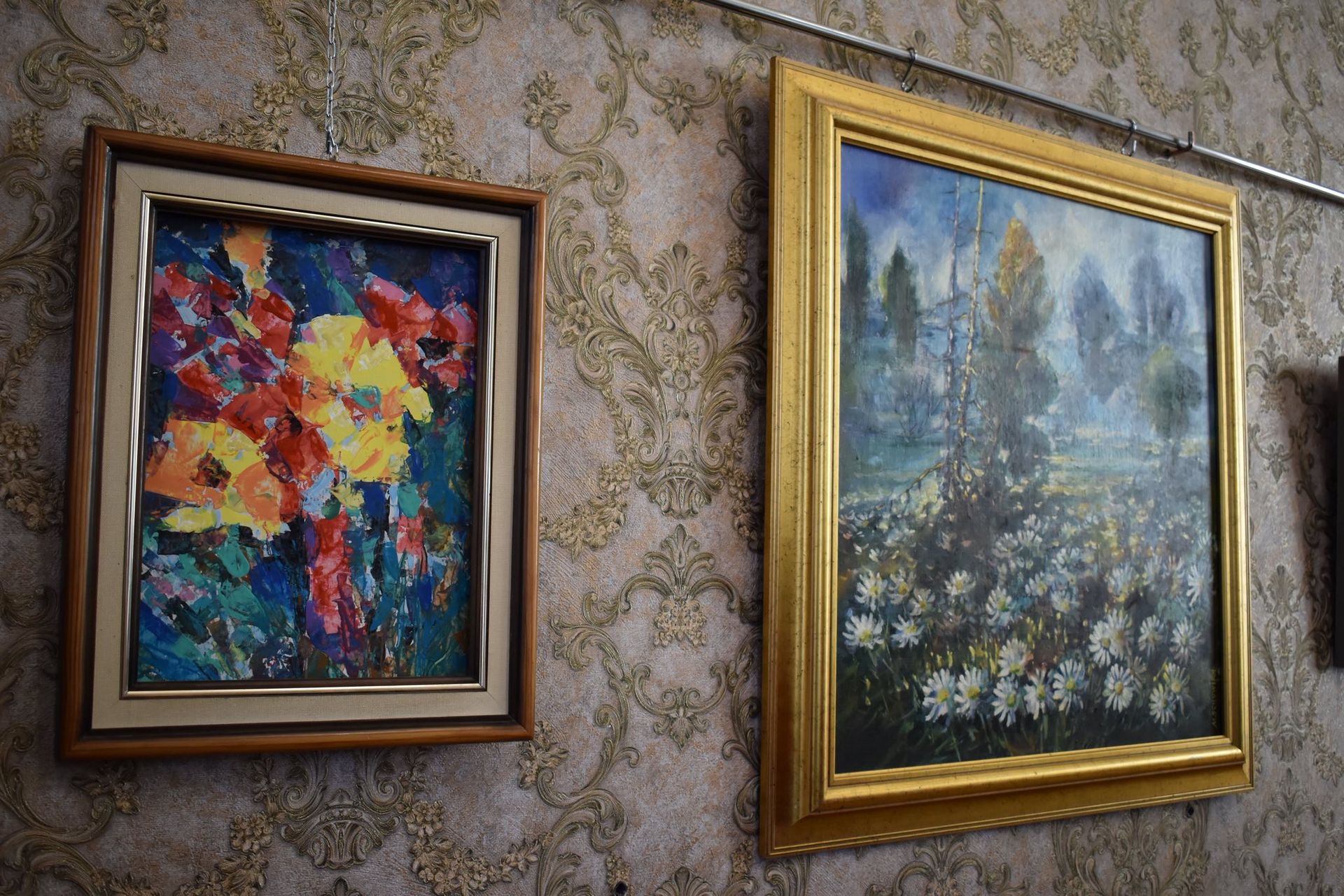 У Коломиї відкрили виставку художника Михайла Шувіри 9