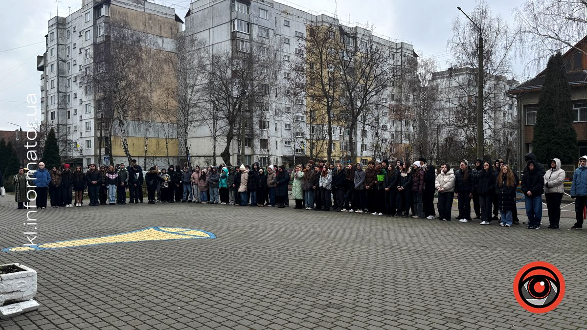 Меморіальну дошку загиблому воїну Сергію Ніньовському відкрили у Коломиї 5