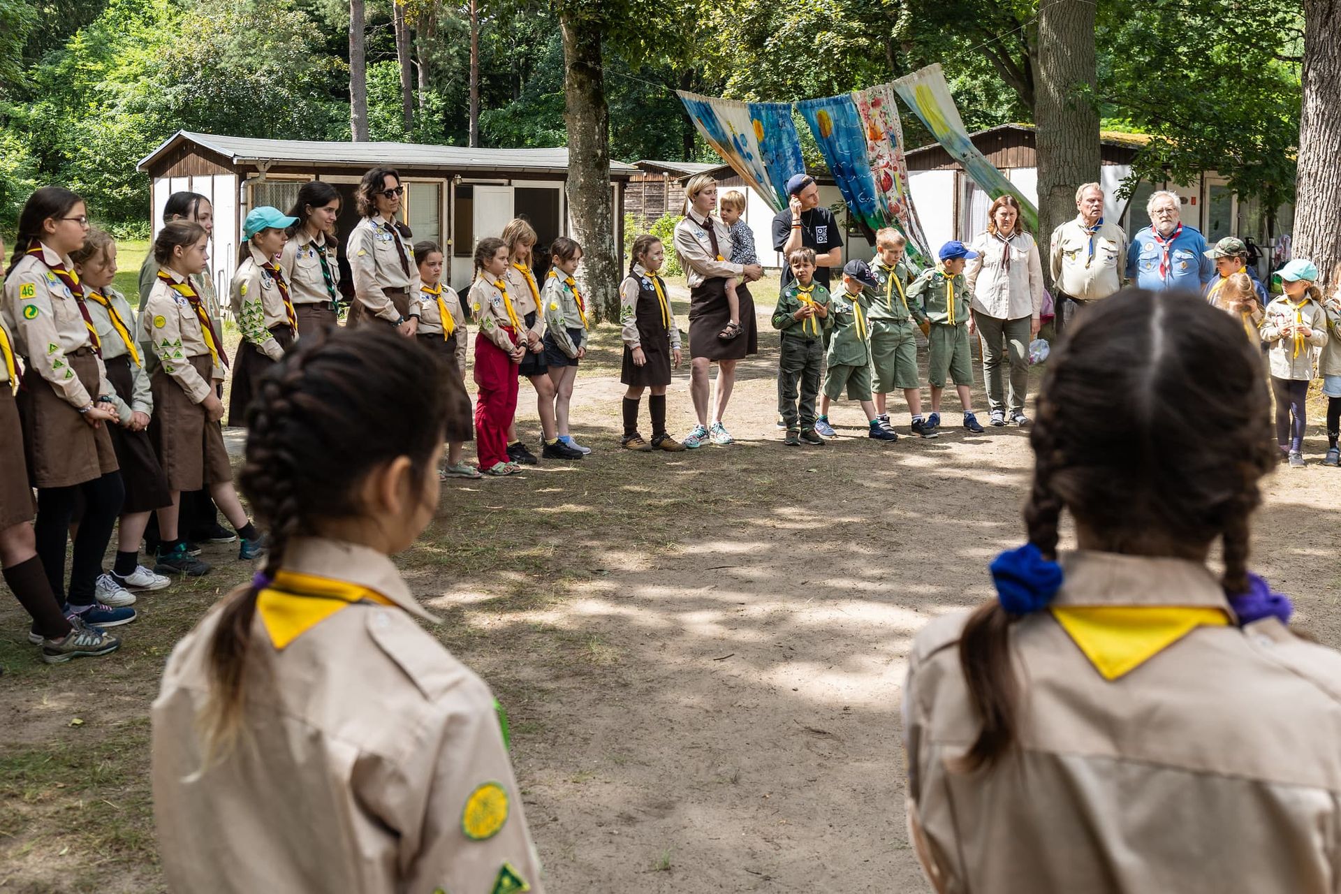 Юні пластуни в Німеччині. Юні пластуни в Німеччині.