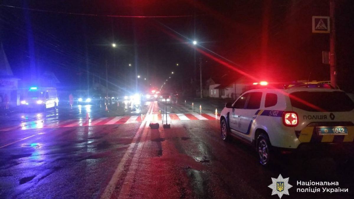 На вулиці Карпатській у Коломиї внаслідок наїзду автівки загинув чоловік 1