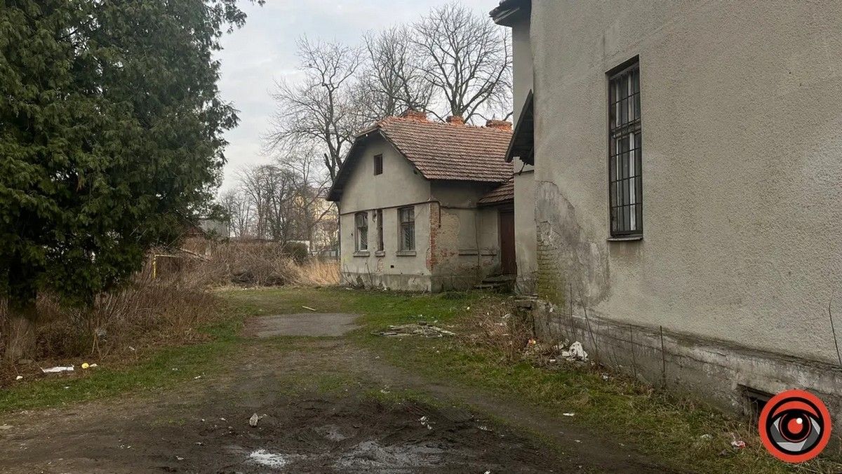 За 14,7 млн грн влада Коломиї готова продати будинок на розі вул. Мазепи-Бандери 3