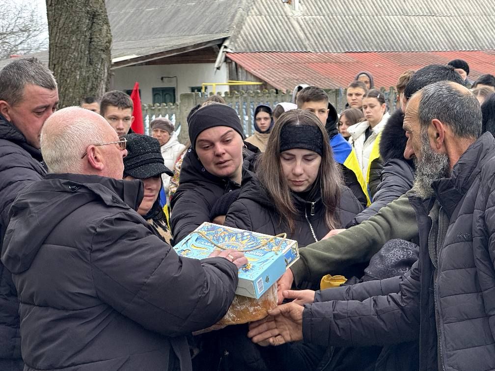 На Косівщині відкрили меморіальні дошки двом полеглим захисникам 11