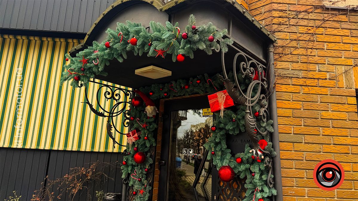 Амосфера Різдва: як прикрасили Коломию до зимових свят 5