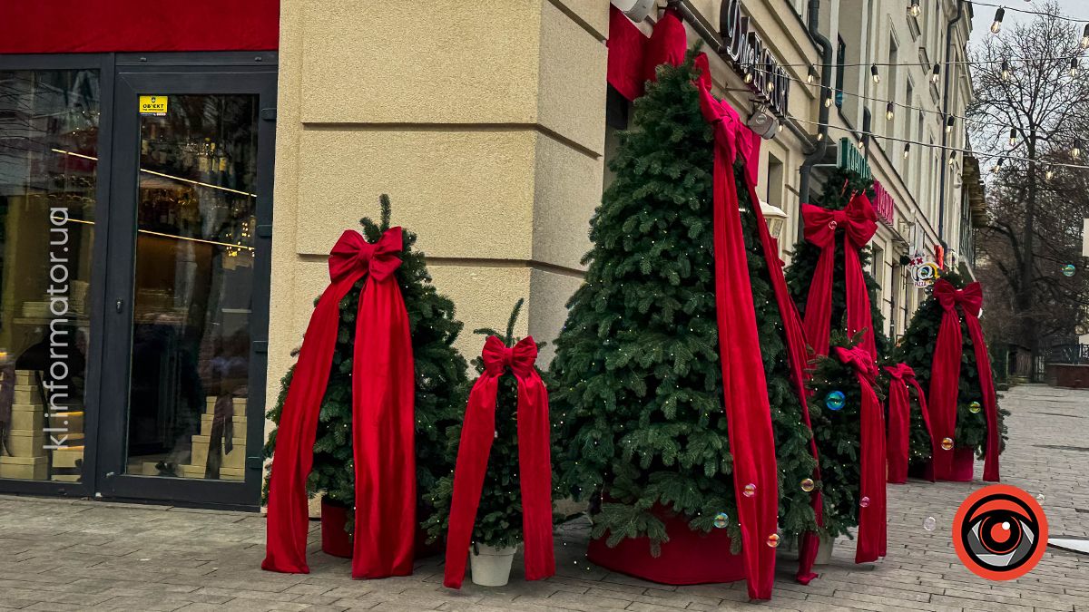 Атмосфера Різдва: як прикрасили Коломию до зимових свят