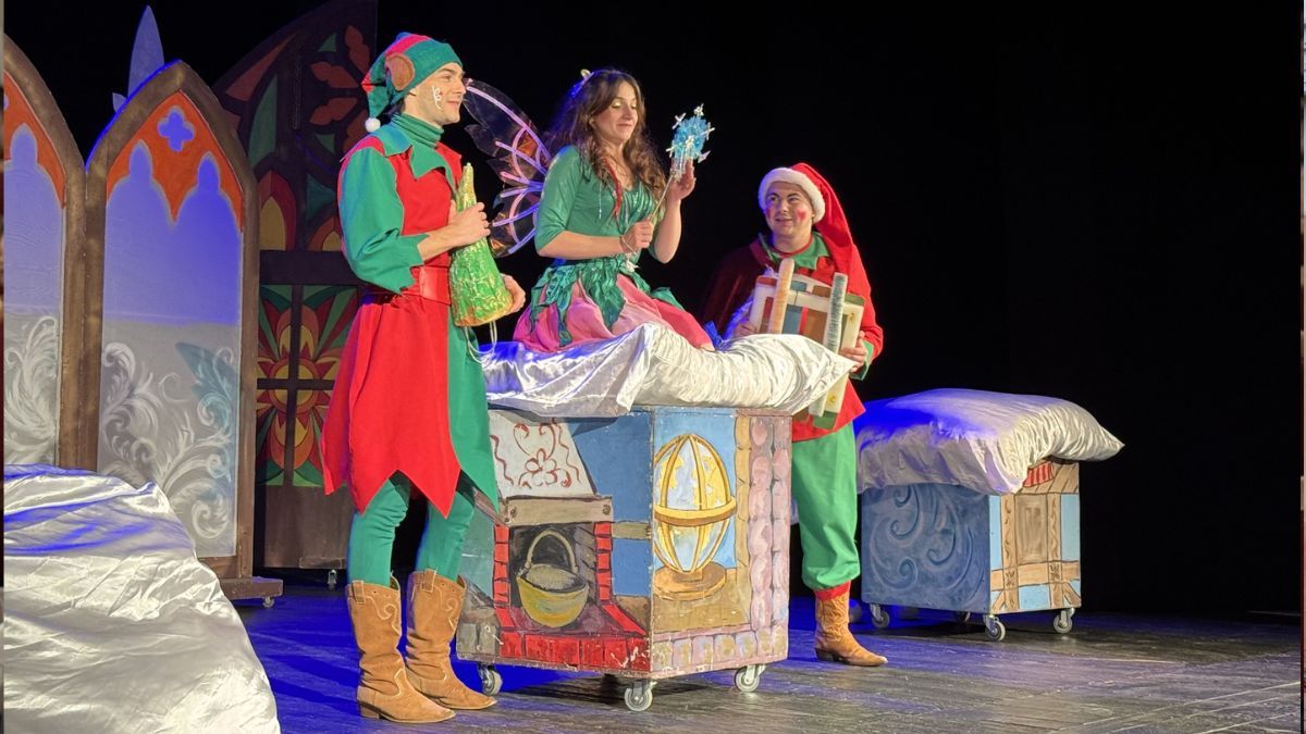 У Коломиї провели благодійну виставу для дітей 2