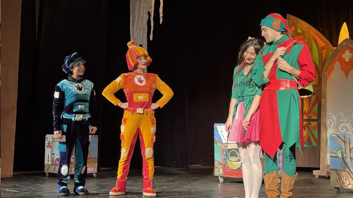 У Коломиї провели благодійну виставу для дітей 5