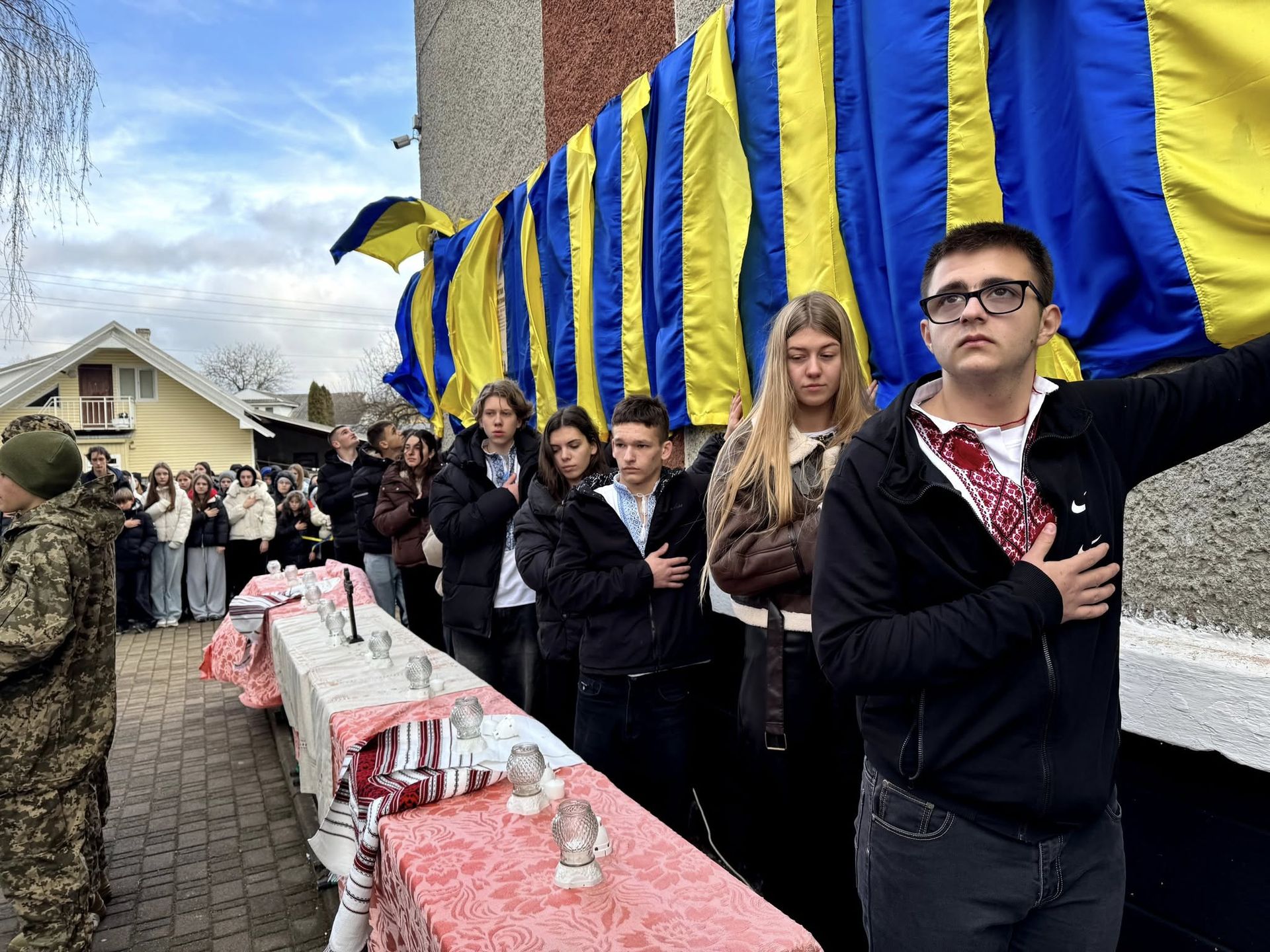 У Косові відкрили меморіальні дошки загиблим Героям 6