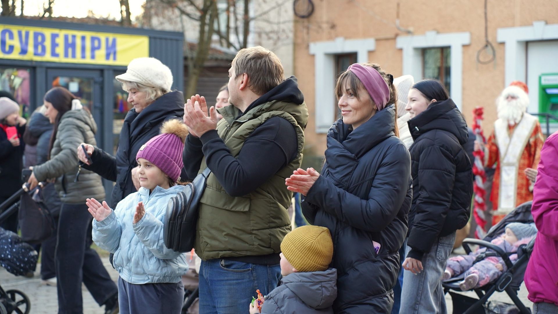 У Ворохті урочисто відкрили різдвяну шопку 7