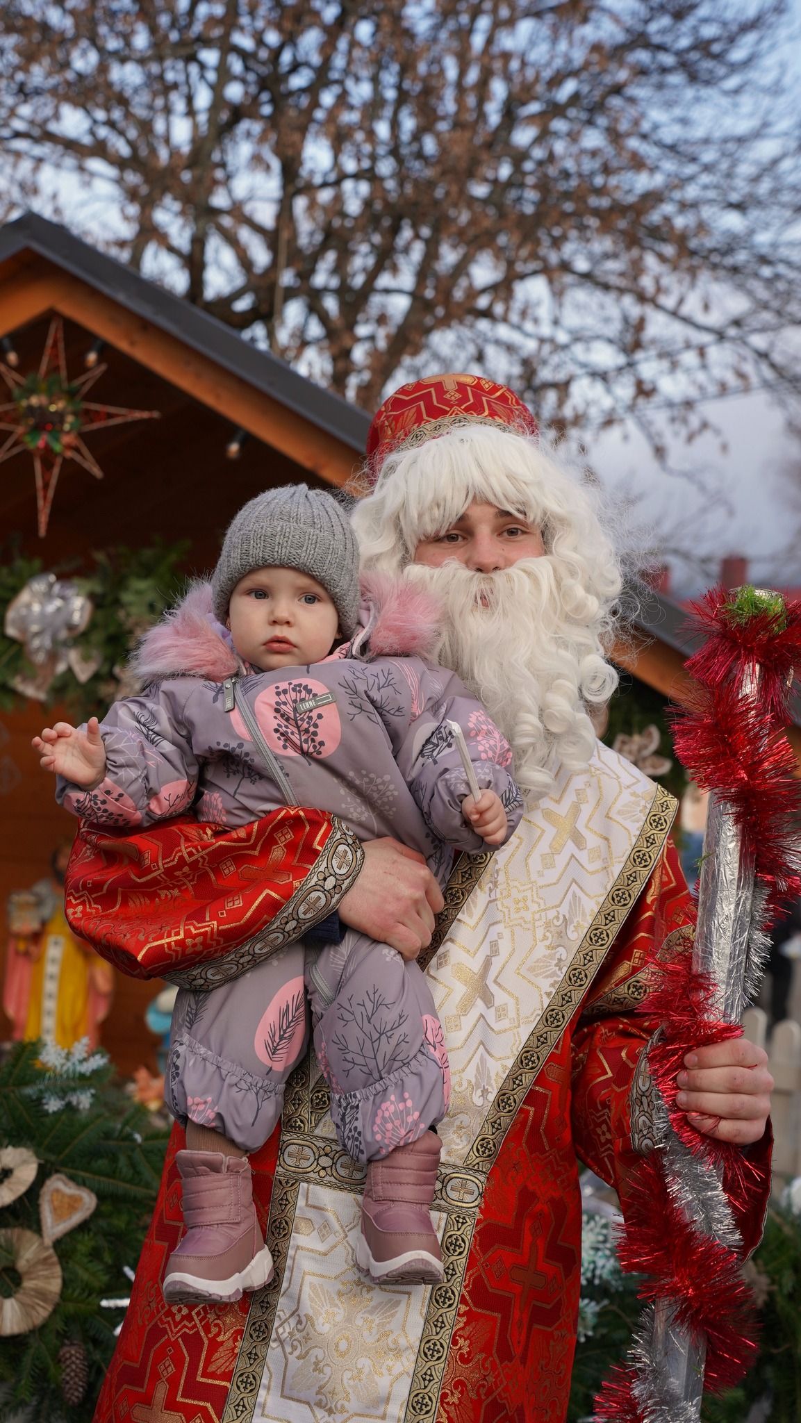 У Ворохті урочисто відкрили різдвяну шопку 12