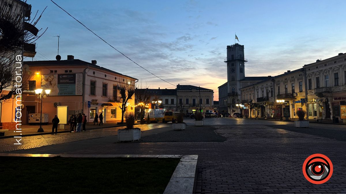 На багатьох вулицях Коломийської громади вимикатимуть світло 10 грудня