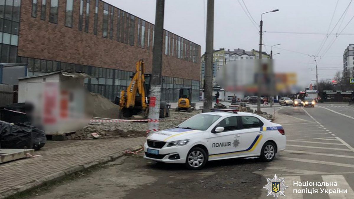 Жінці, яка ножем поранила перехожих в Івано-Франківську, оголосили підозру в хуліганстві 2