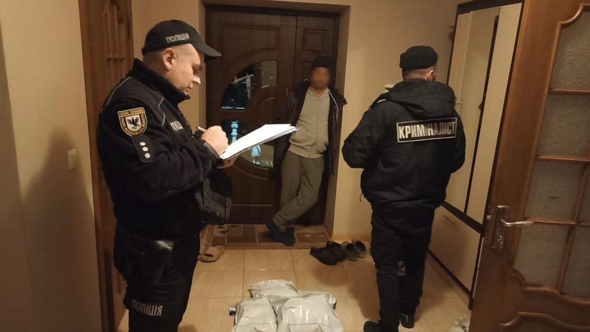 За підпал автомобіля затримали мешканця Коломийської громади