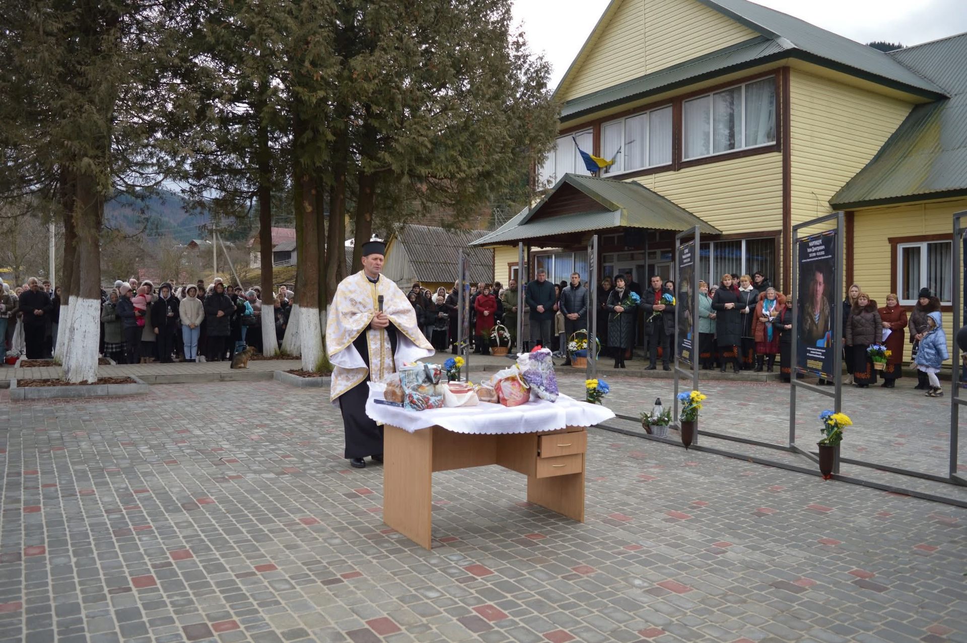 На Верховинщині освятили банери полеглим захисникам 2
