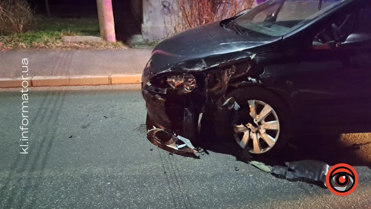 Пʼяним виїхав на зустрічну смугу: деталі ДТП на вулиці Верещинського 1