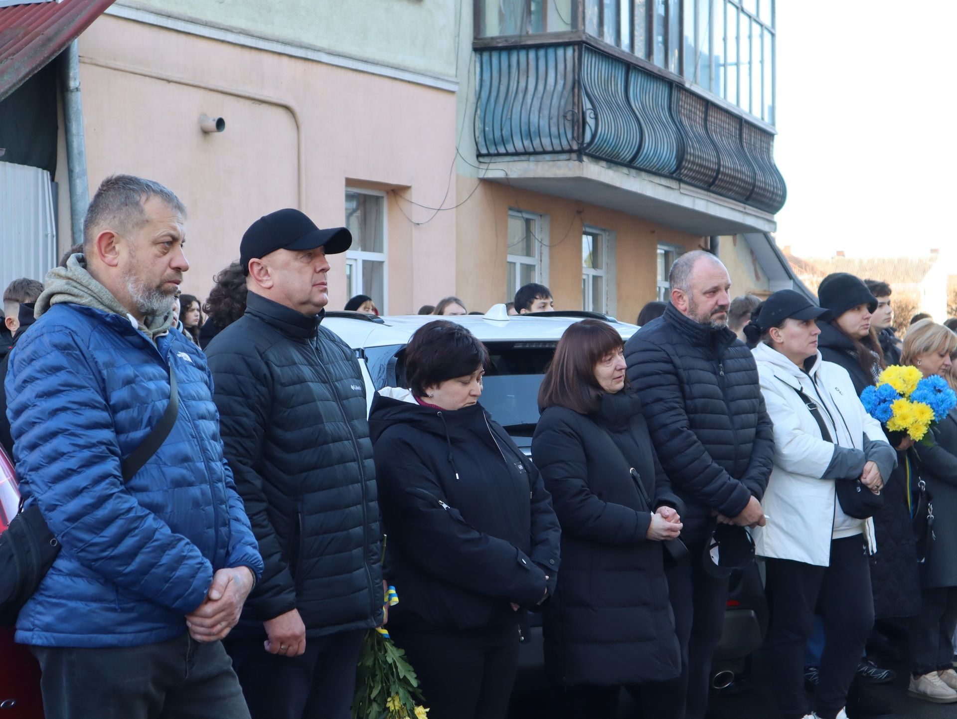 У Коломиї відкрили меморіальну дошку загиблому захиснику Арсену Деркачу 3