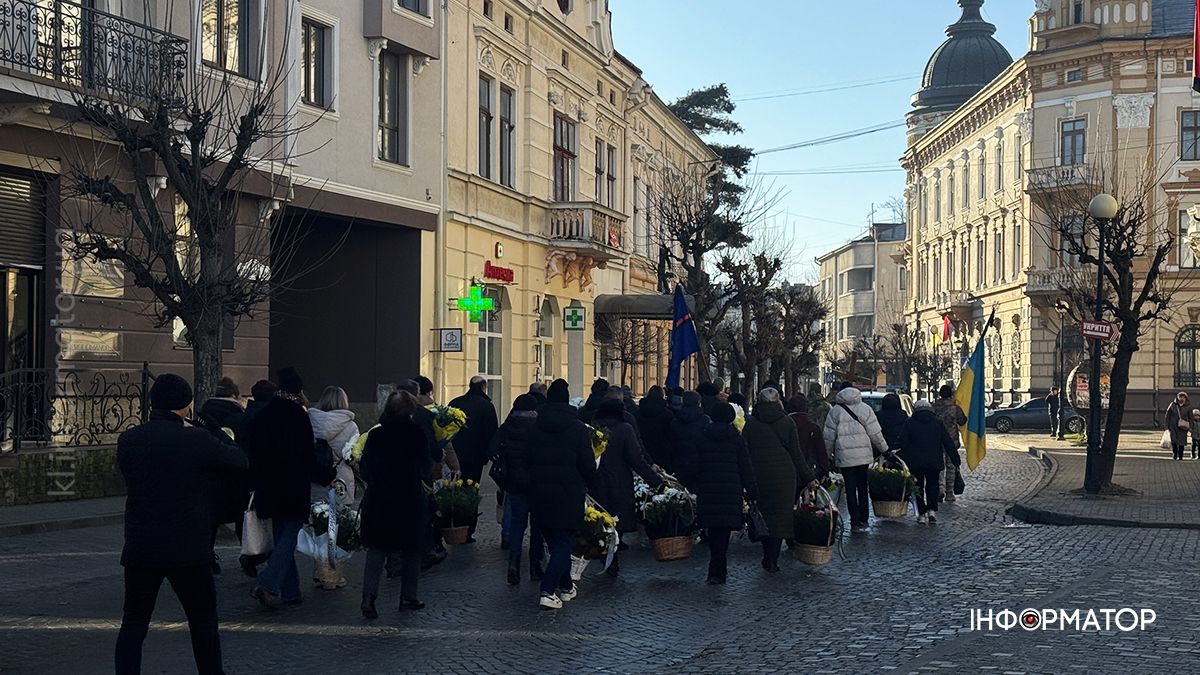 Був доброю та правдивою людиною: у Коломиї попрощалися із загиблим Олександром Рижих 5