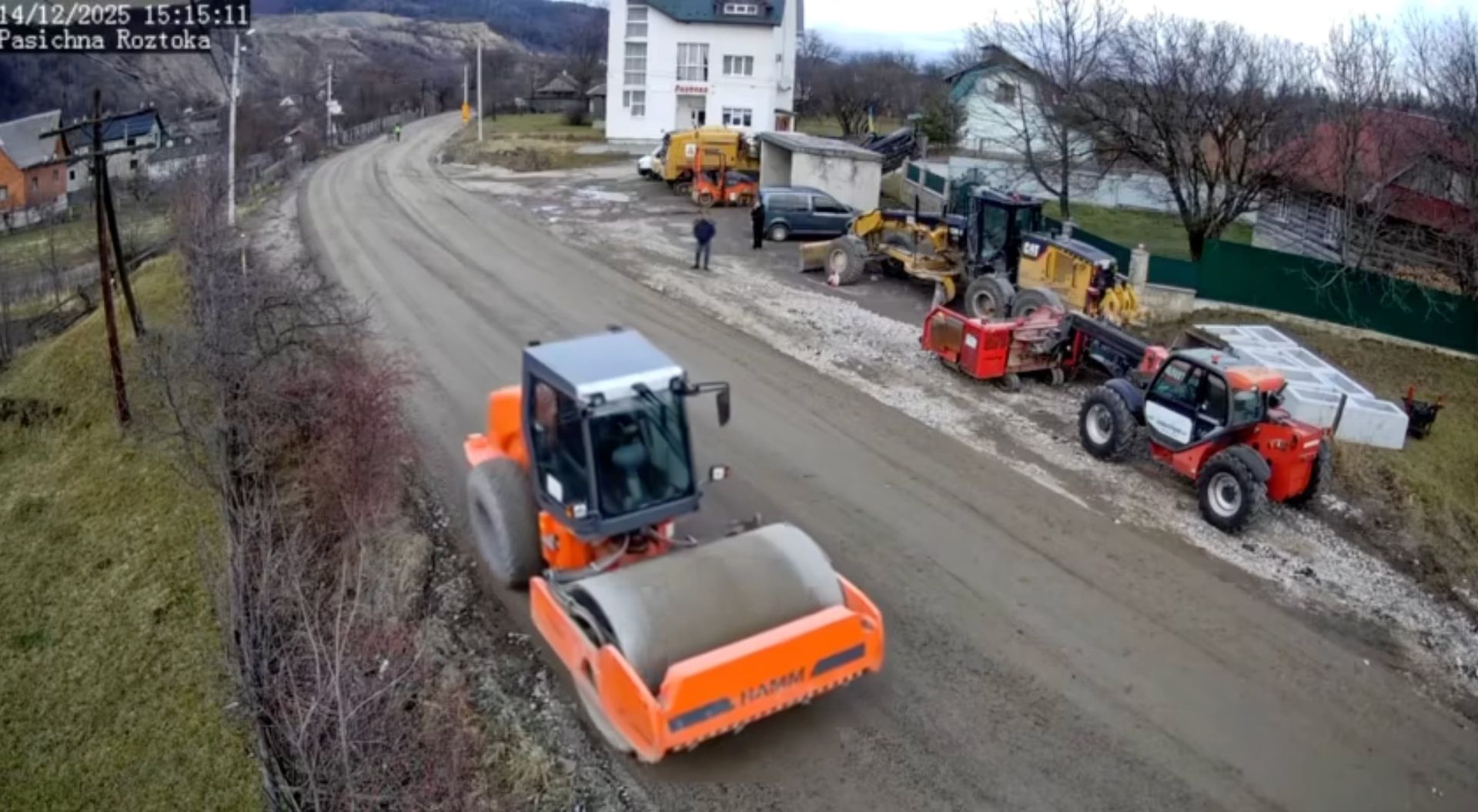 Ремонт дороги в селі Пасічна