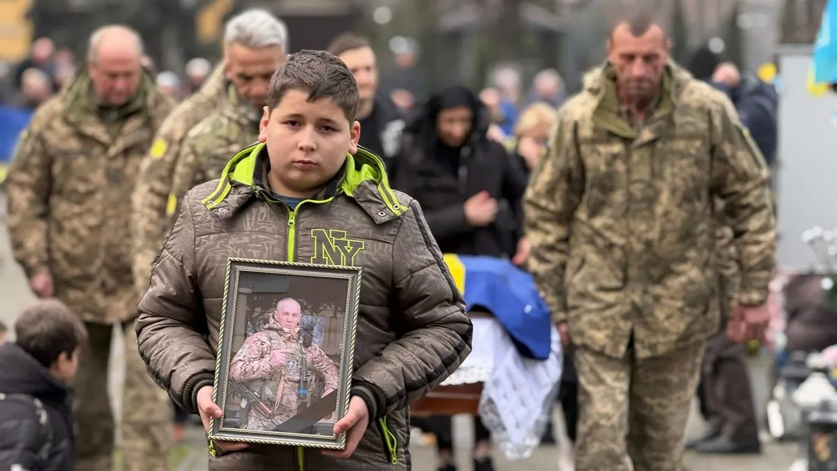 Герой Василь Селепій повернувся на вічний спочинок до Отинійської громади