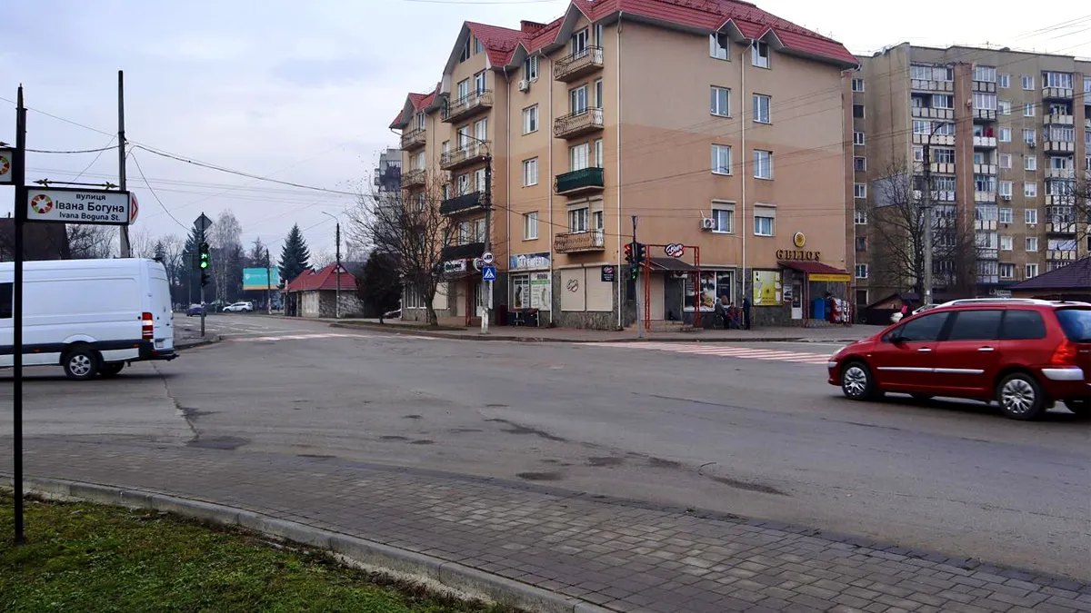 На перехресті Мазепи-Миколайчука світлофори працюватимуть навіть під час вимкнень світла