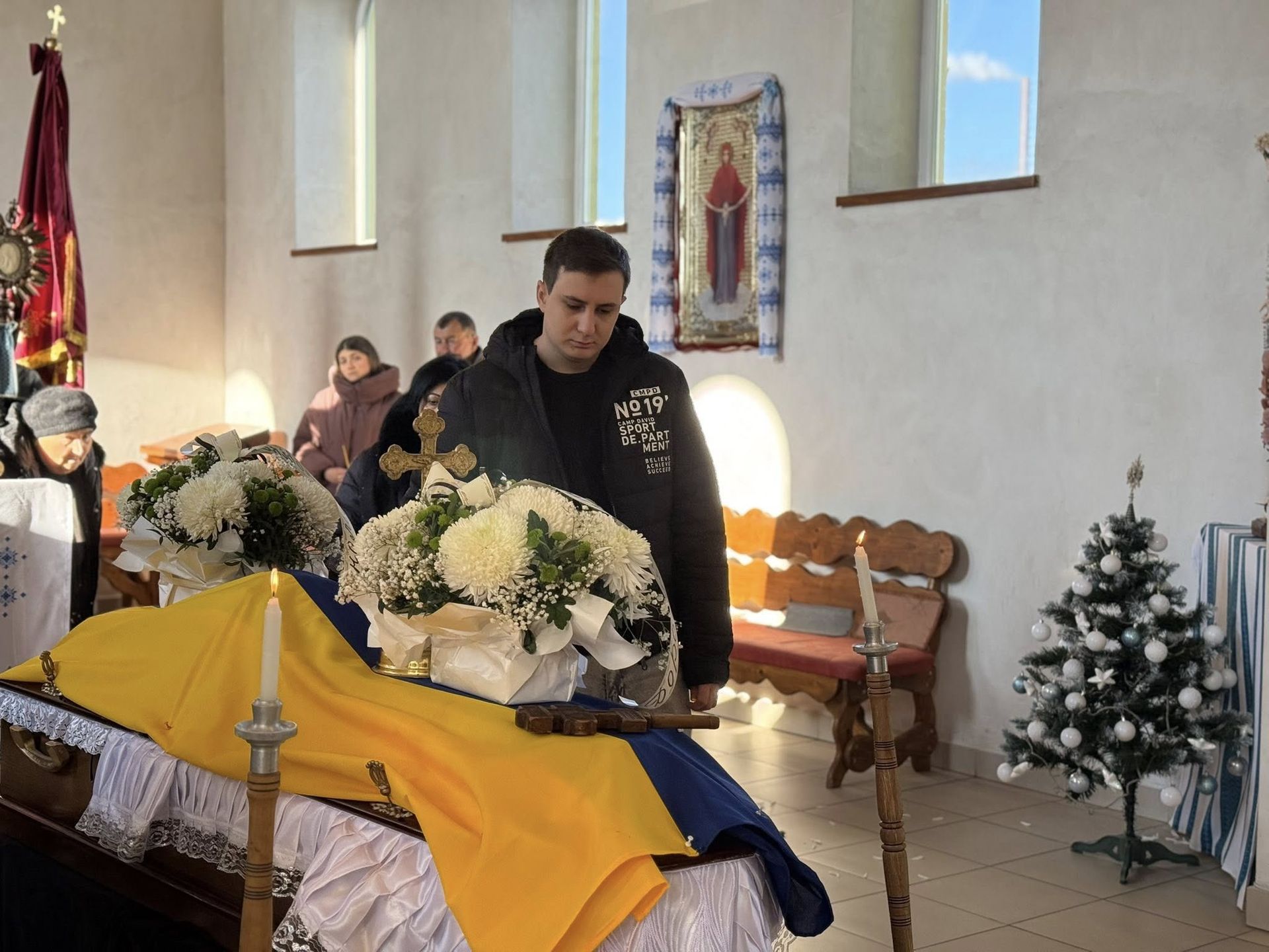 На Коломийщині провели в останню дорогу загиблого Героя Василя Селепію 10