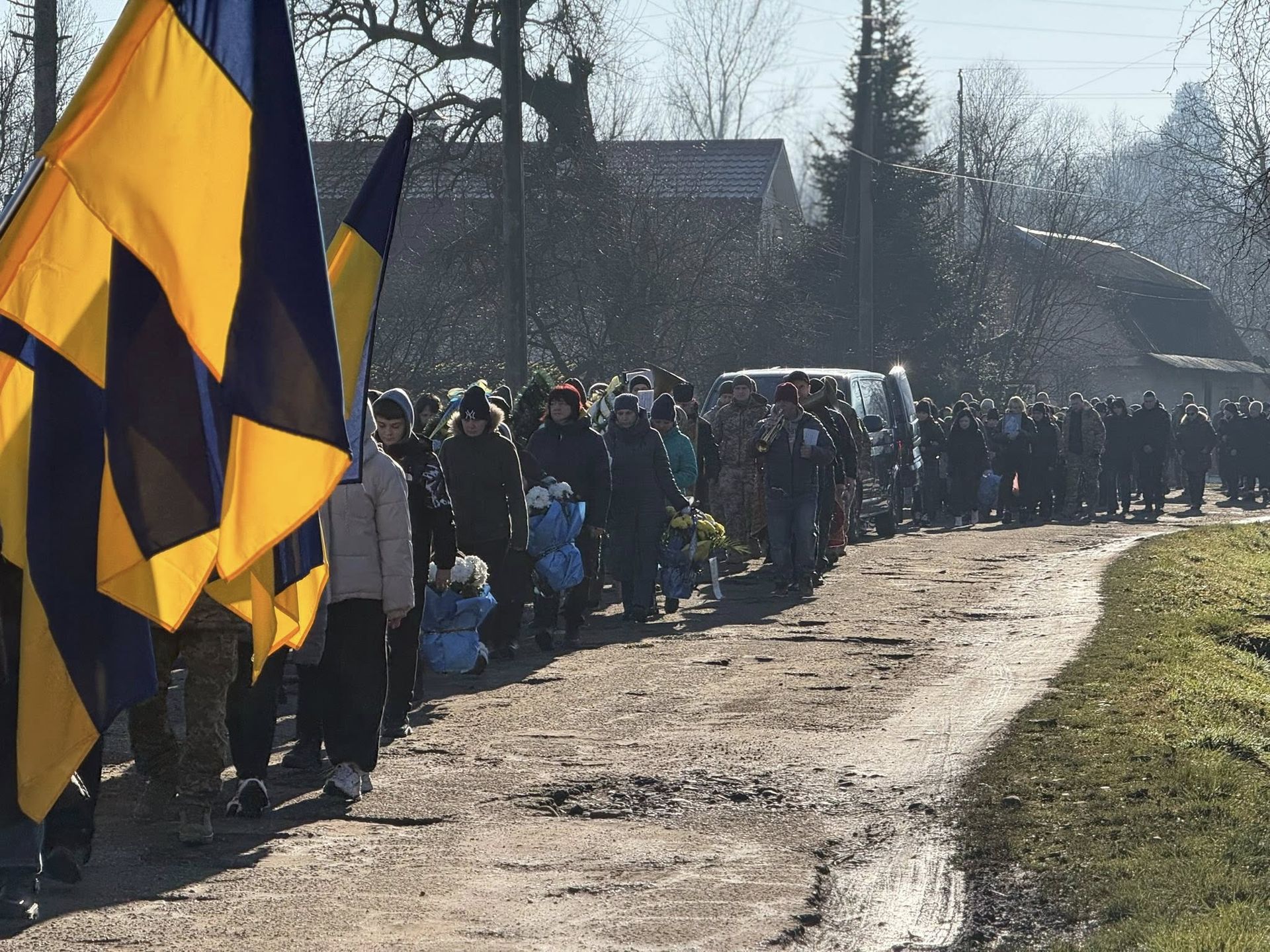 На Коломийщині провели в останню дорогу загиблого Героя Василя Селепію 11