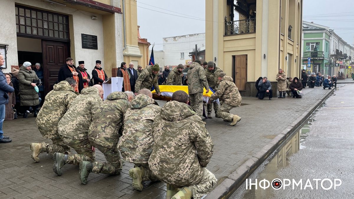 У Коломиї віддали шану полеглому воїну Василю Безродному 1