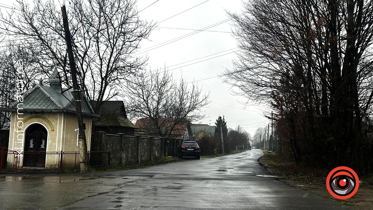 У мікрорайоні Леонтовича у Коломиї тривають дорожні роботи 1