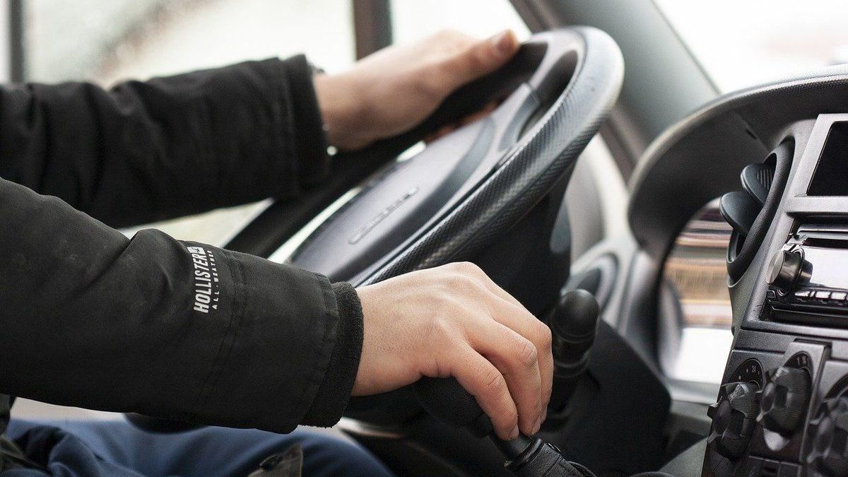 380 неоформлених водіїв викрили на Франківщині