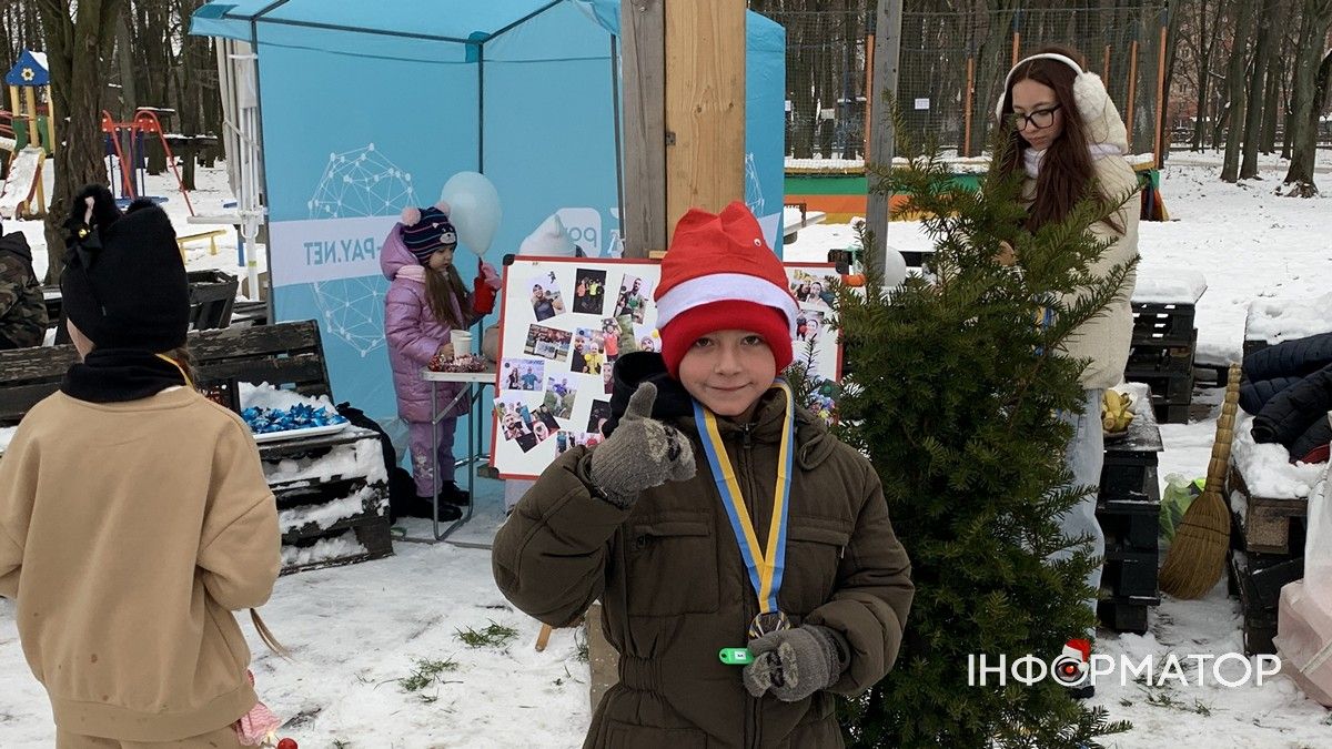 У Коломиї відбувся благодійний забіг Santa Run на підтримку ЗСУ 5