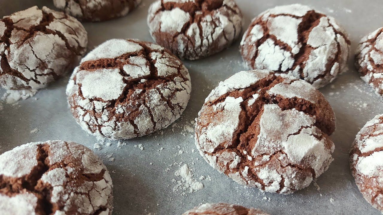 Шоколадне печиво з нотками апельсина. Зображення ілюстративне Шоколадне печиво з нотками апельсина. Зображення ілюстративне