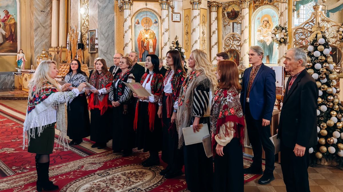 У Михайлівському соборі презентували книгу про історію храму 2