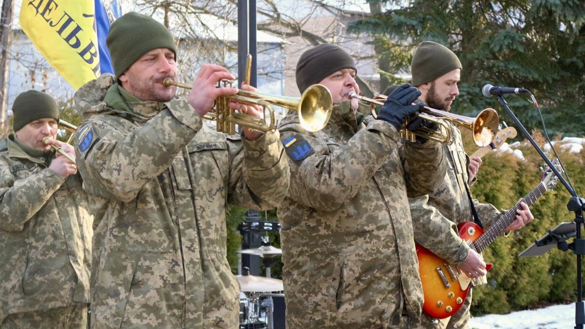 Коляда для Бандери: у Коломиї вшанували 117-ту річницю від дня народження провідника ОУН 1