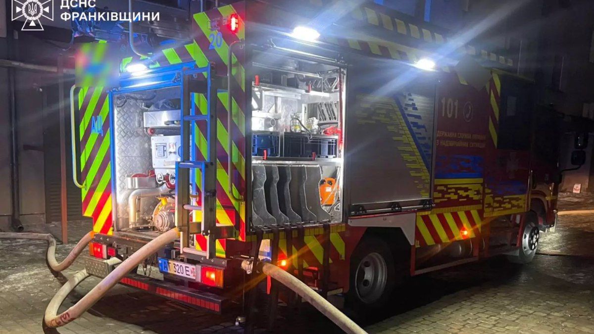 Автомобіль палав у Верховині