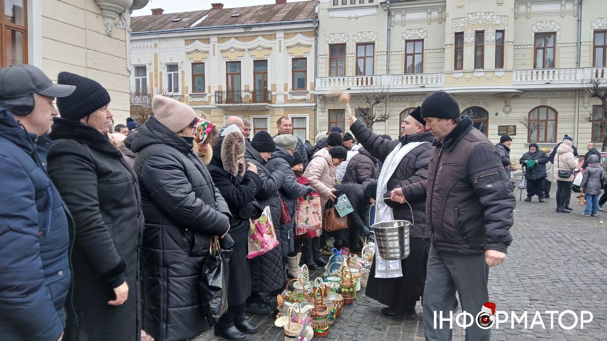 Йордан 2026: як у храмах Коломиї освячували воду. Фоторепортаж 8