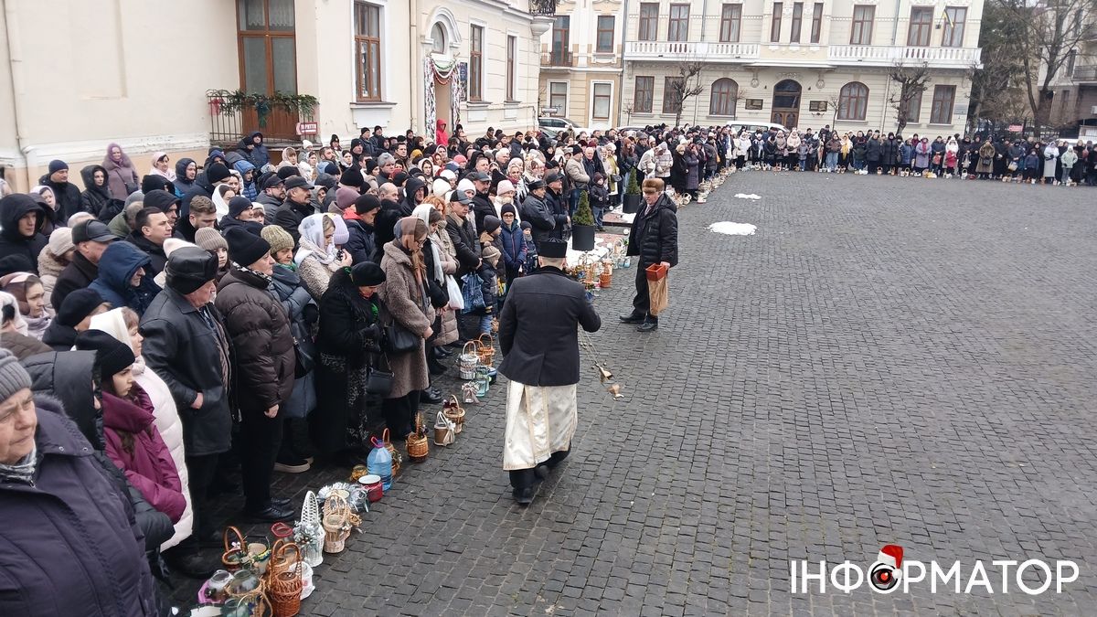 Йордан 2026: як у храмах Коломиї освячували воду. Фоторепортаж 4