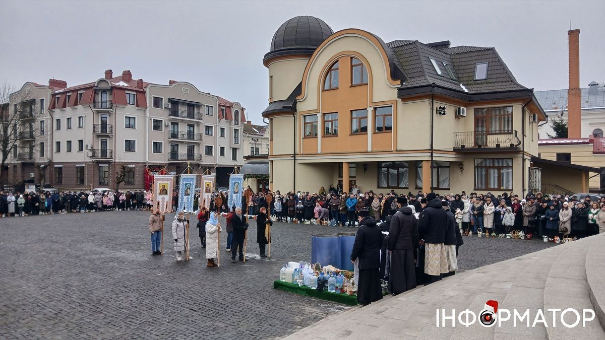 Йордан 2026: як у храмах Коломиї освячували воду. Фоторепортаж 3