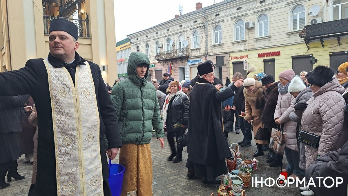 Йордан 2026: як у храмах Коломиї освячували воду. Фоторепортаж 21