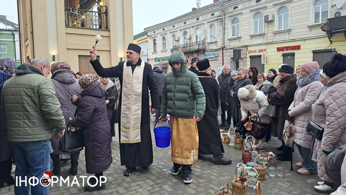Йордан 2026: як у храмах Коломиї освячували воду. Фоторепортаж 22