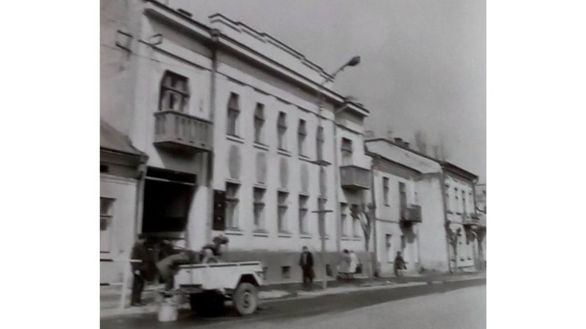 айспоживчспілка в 1978 році. З фотоархіву Миколи Ганущака Райспоживчспілка в 1978 році. З фотоархіву Миколи Ганущака
