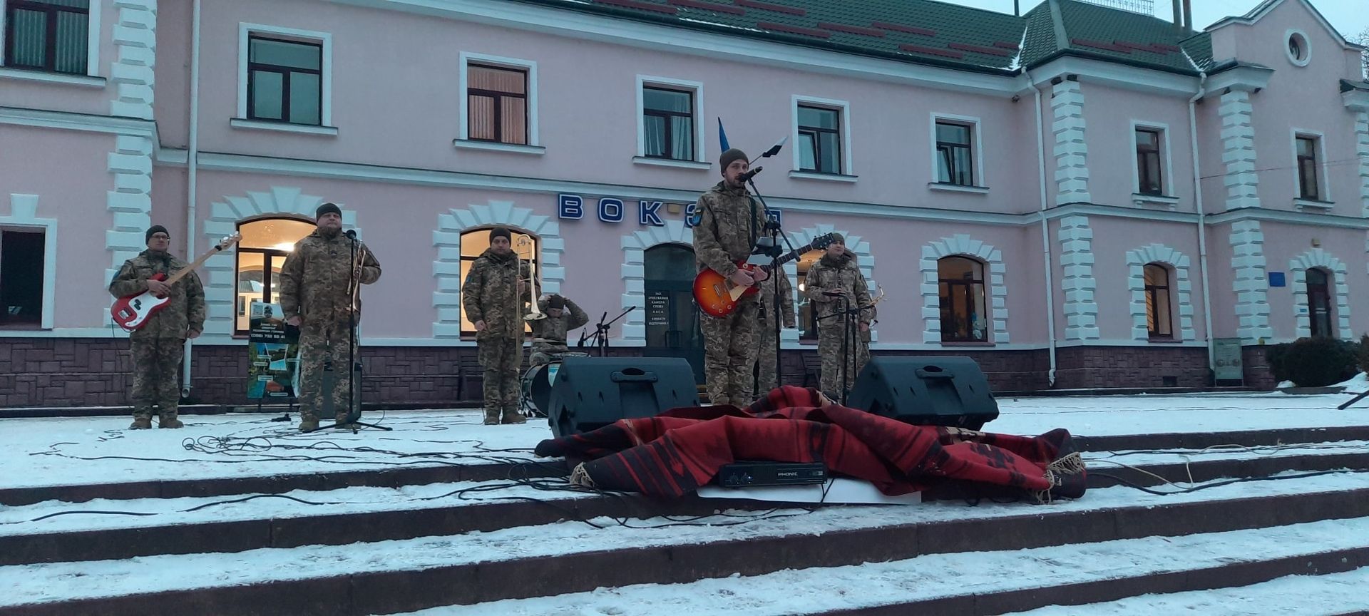 В Яремче пройшла благодійна Розколяда на підтримку воїнів 7