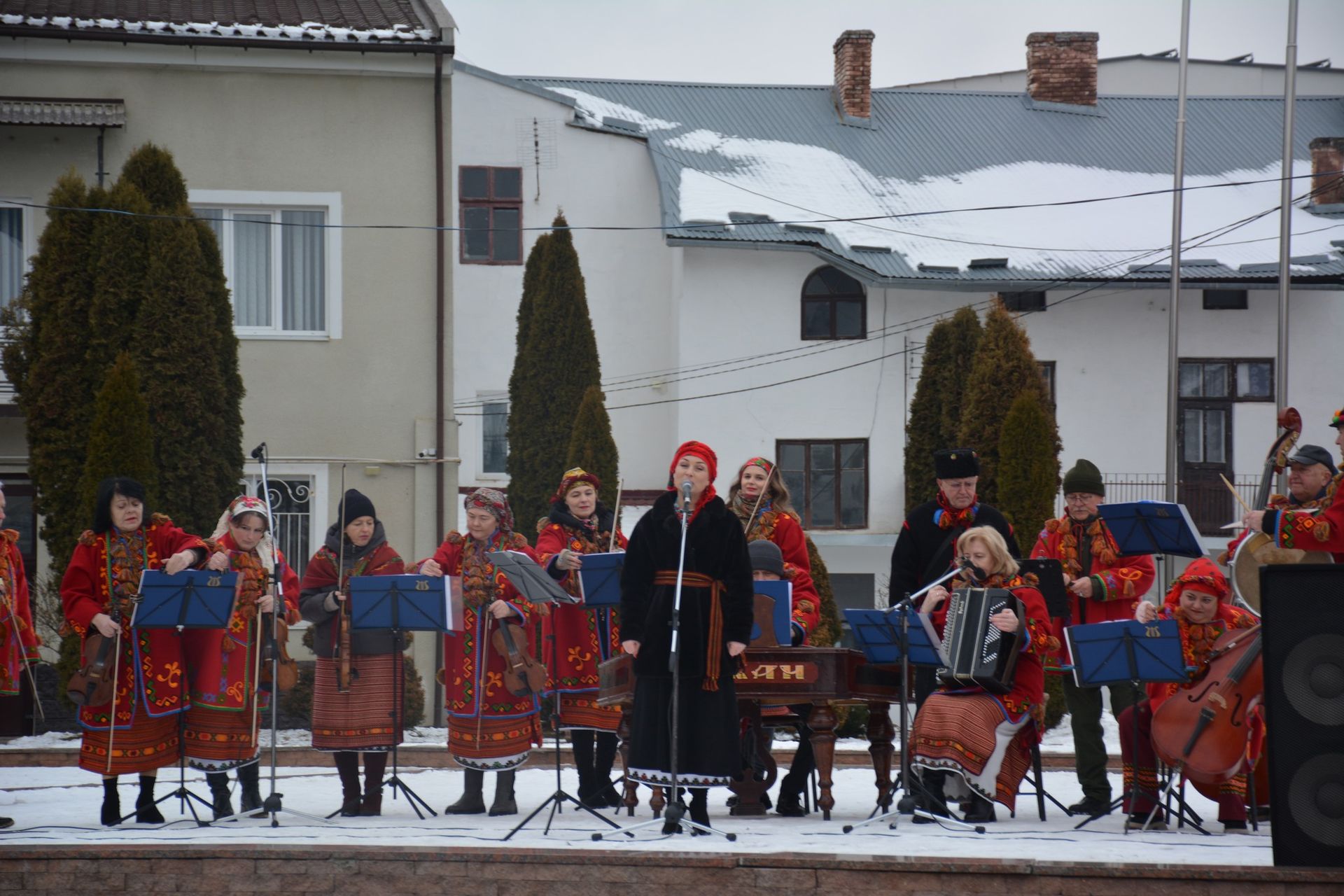 "Коляда для Ангелів": у Надвірній вшанували пам’ять загиблих Героїв 2