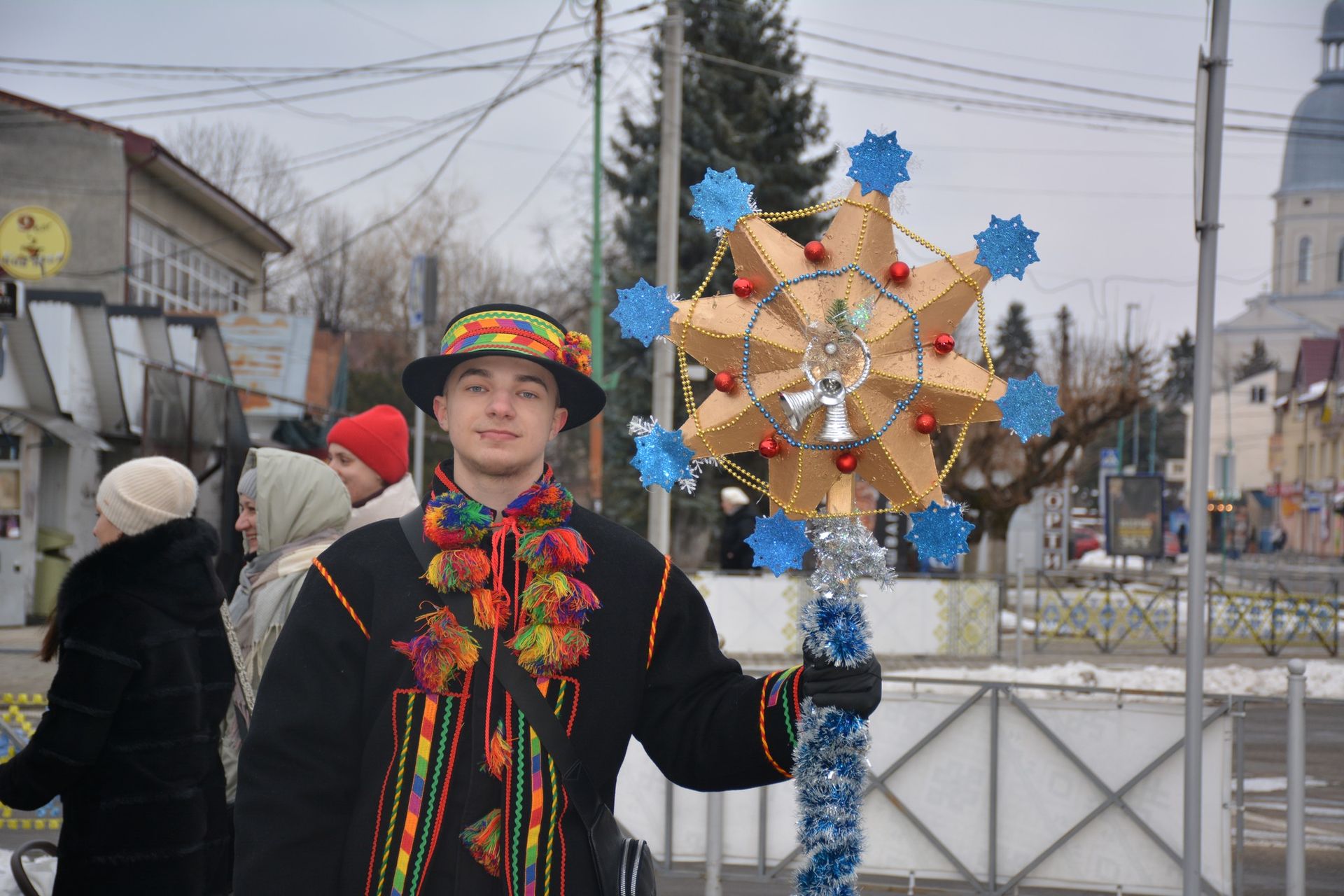 "Коляда для Ангелів": у Надвірній вшанували пам’ять загиблих Героїв 3
