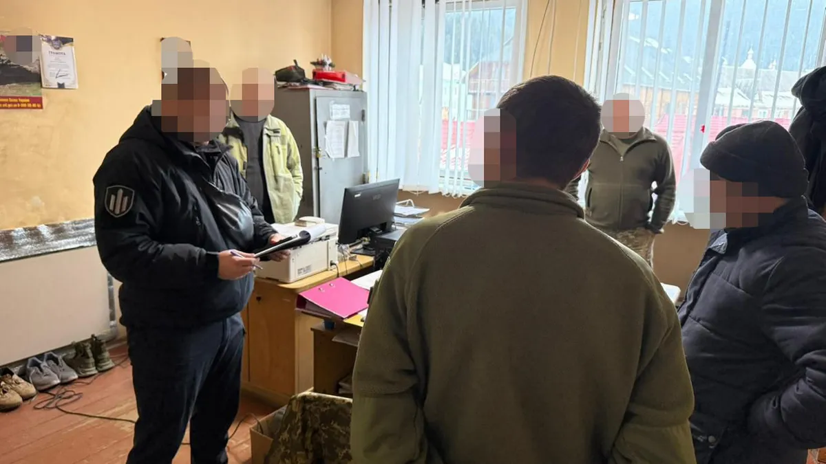 Кваліфікували як катування: службовця ТЦК та СП на Прикарпатті затримали працівники ДБР