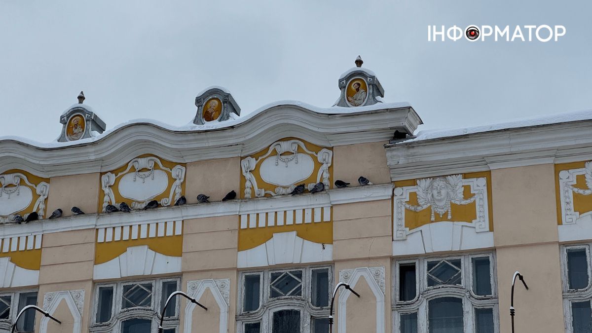 Писанкова під товщею снігу: фоторепортаж зимової Коломиї 23