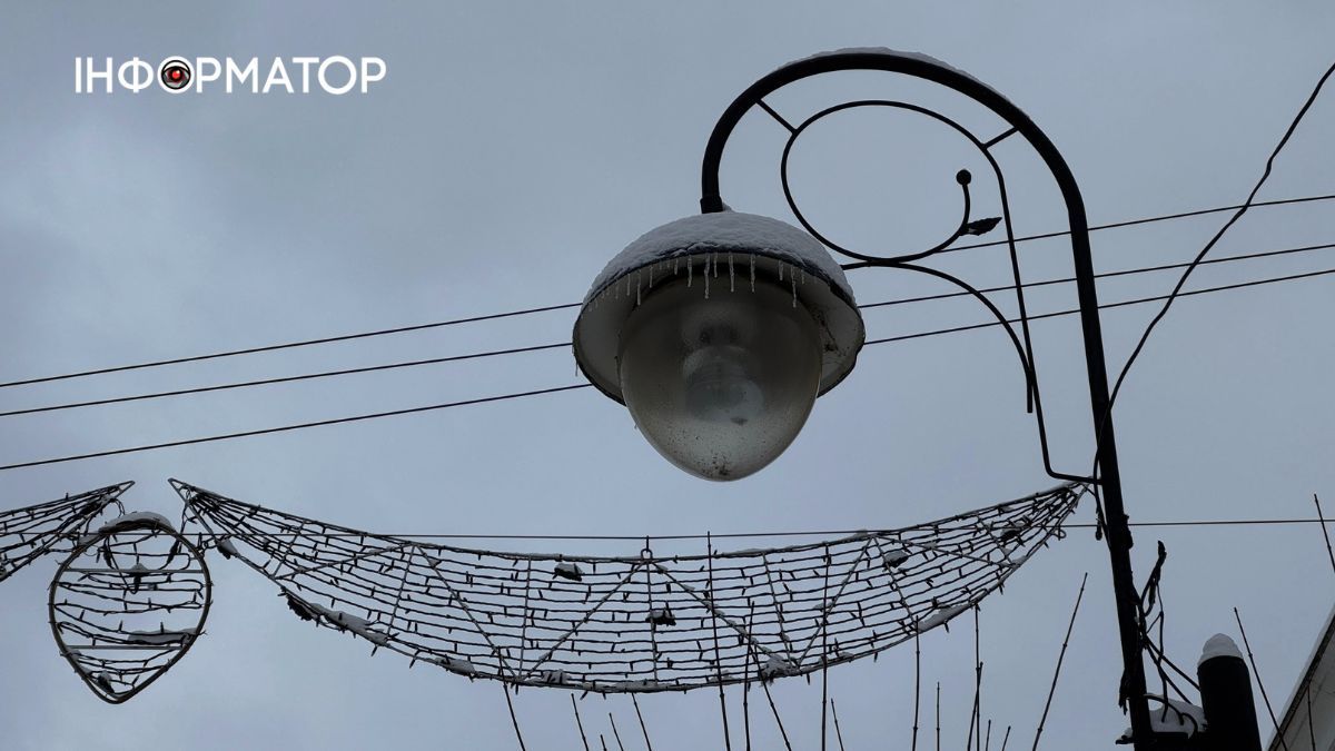 Писанкова під товщею снігу: фоторепортаж зимової Коломиї 16