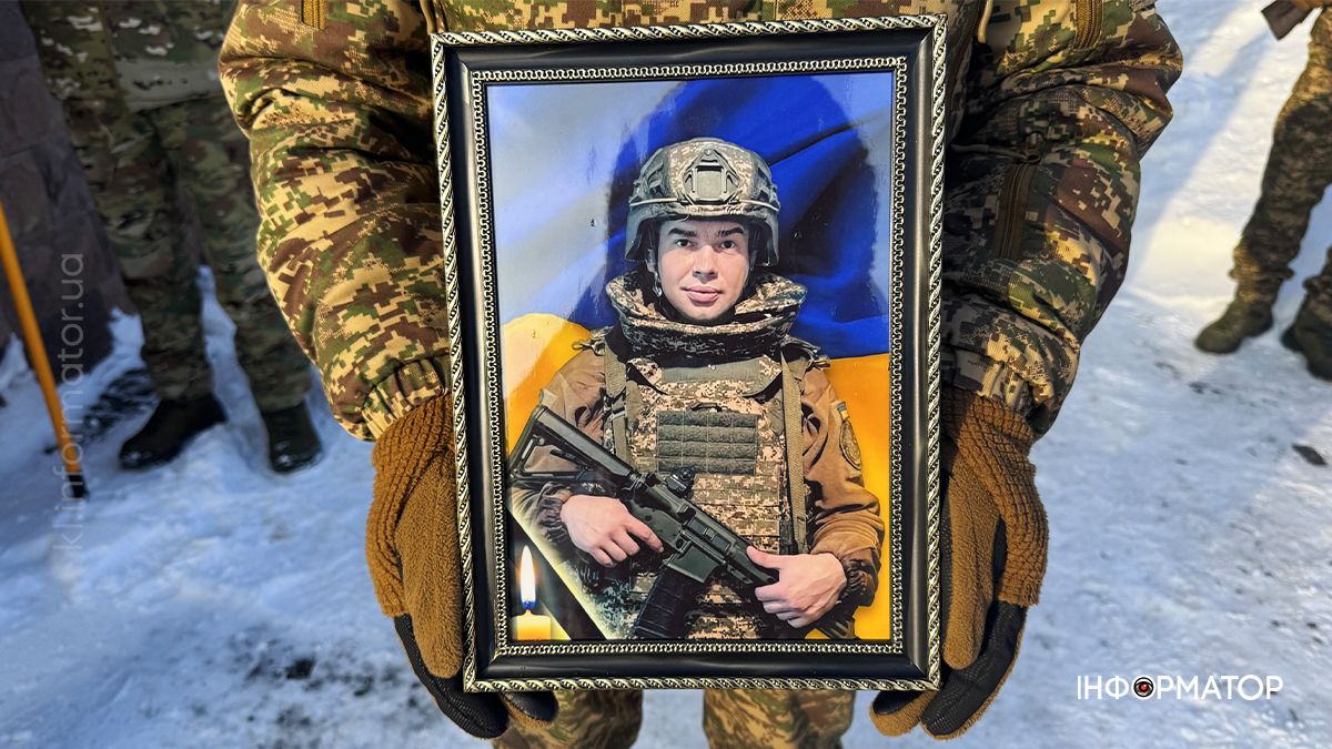 На вічний спочинок коломияни провели воїна Володимира Коцабу