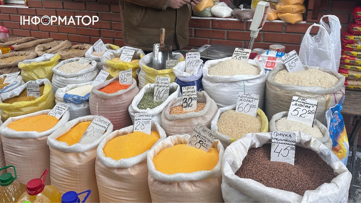Скільки коштують крупи на ринку в Коломиї цієї зими 5