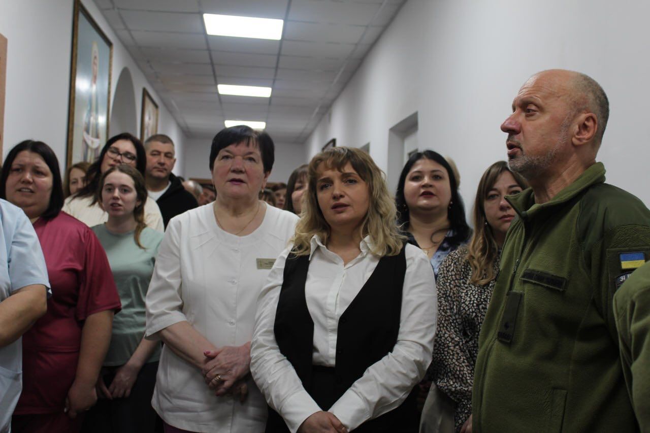 У Коломиї з колядою відвідали госпіталь ветеранів та оздоровчий центр 6